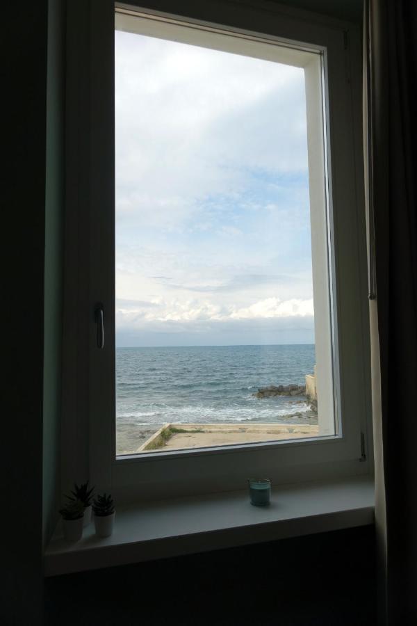 La Finestra Sul Mare Apartman Bari Kültér fotó